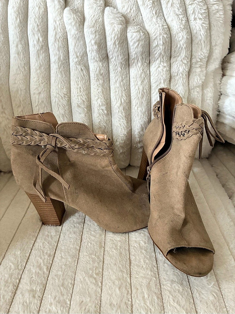 Well worn Peep Toe Heeled Booties